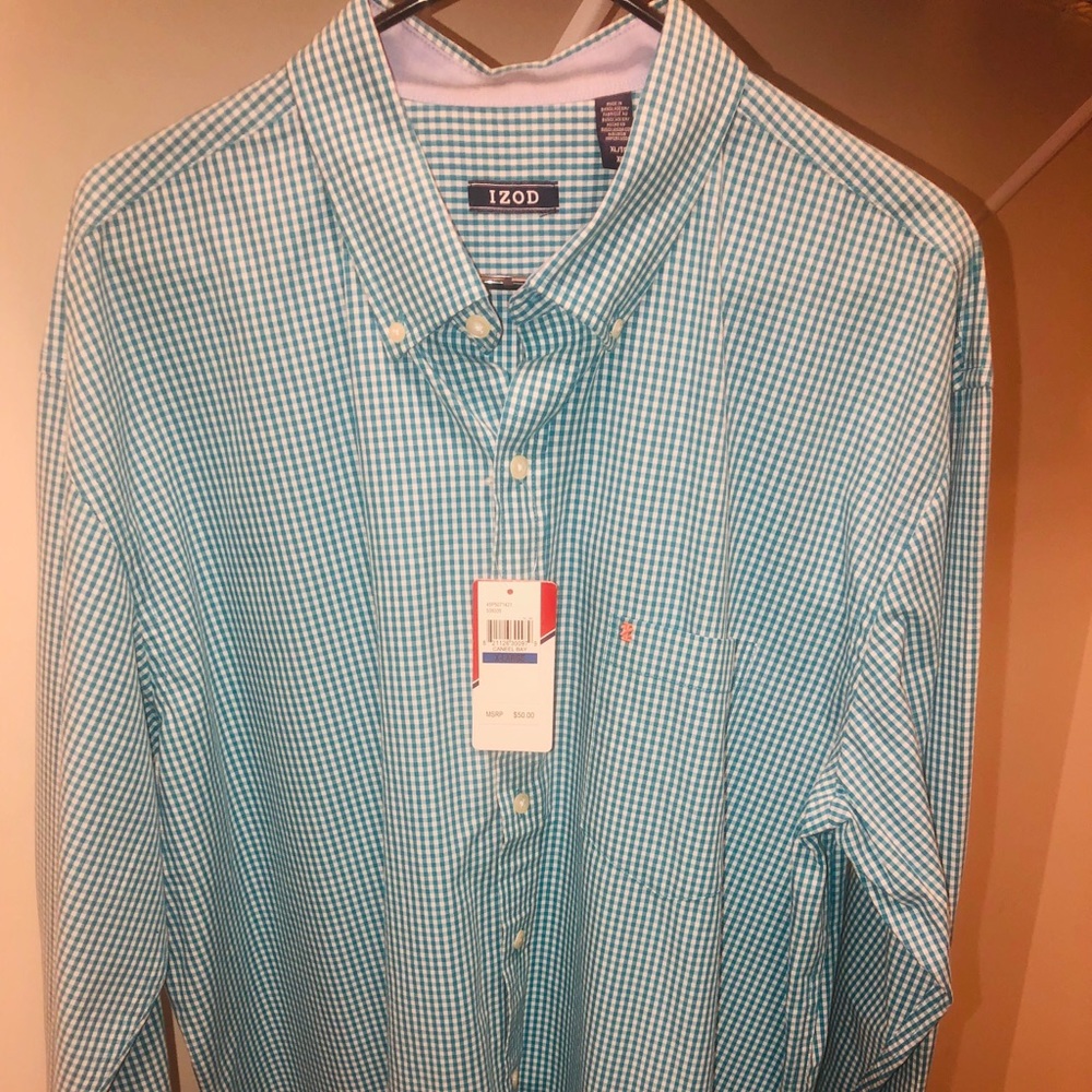 IZOD LONG SLEEVE BUTTON DOWN DRESS SHIRT